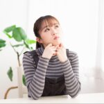 親知らずを抜くタイミングについて疑問を持っている女性